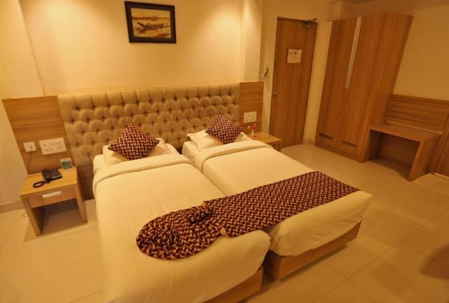 Hotel Anjali Park Kottayam Luaran gambar