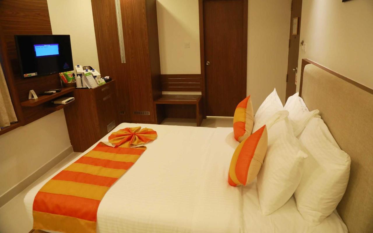 Hotel Anjali Park Kottayam Luaran gambar