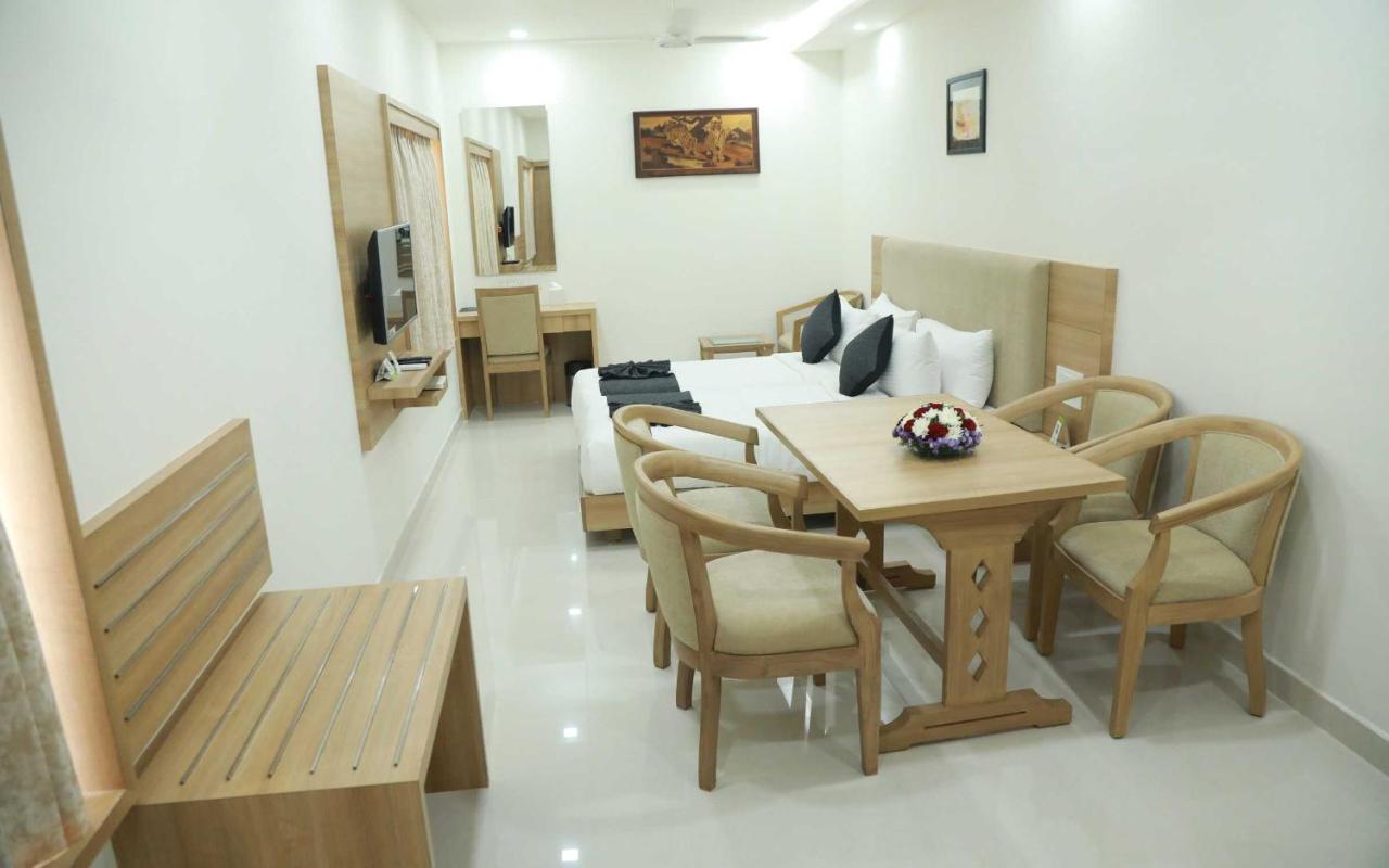 Hotel Anjali Park Kottayam Luaran gambar