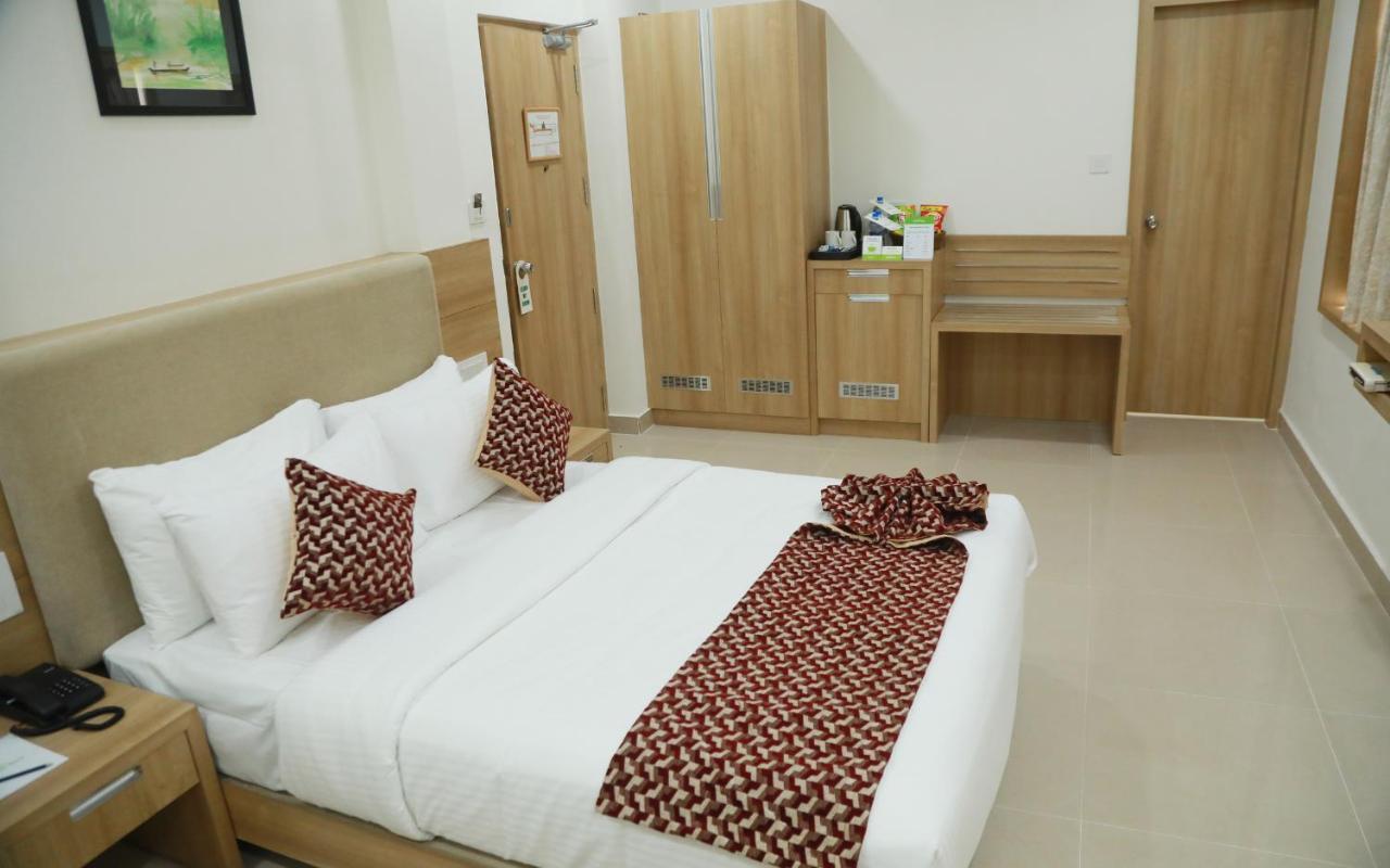 Hotel Anjali Park Kottayam Luaran gambar