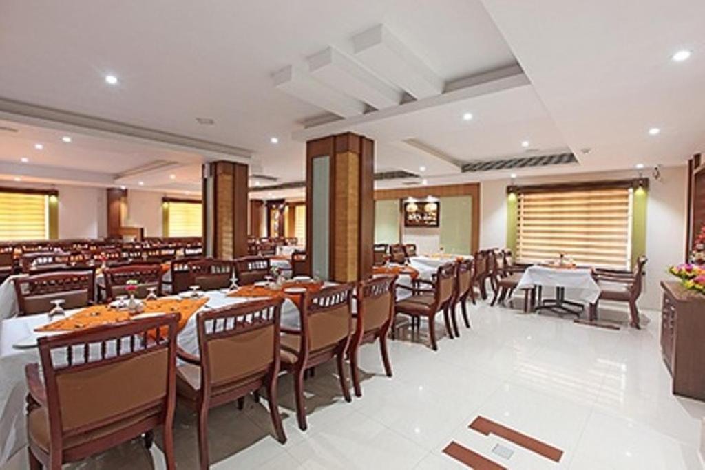 Hotel Anjali Park Kottayam Luaran gambar