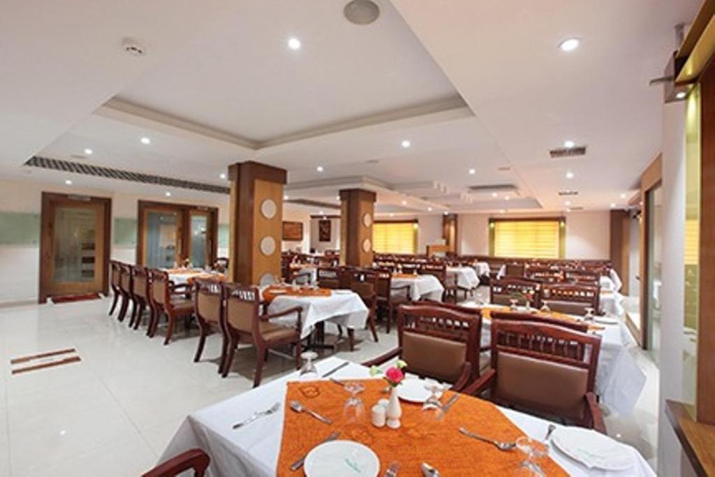 Hotel Anjali Park Kottayam Luaran gambar